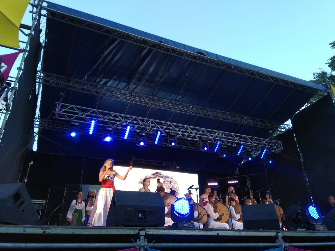 36367644_480836975705656_4302035416304844800_n