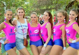 ФОТОФАКТ: у группы поддержки ГК «Мотор» новый состав