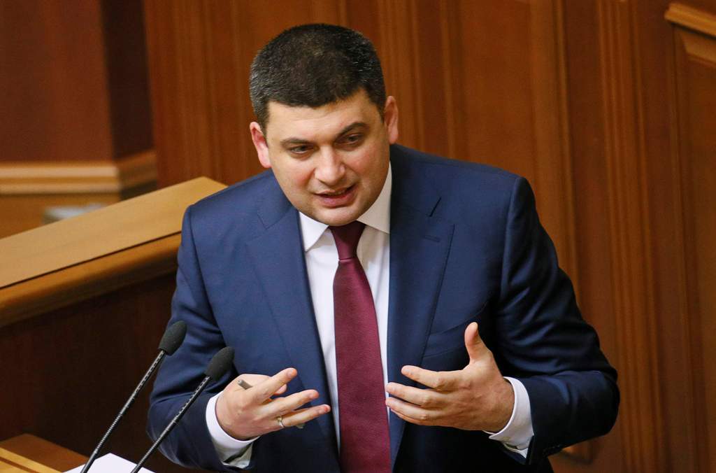 Ukraine's former Deputy Prime Minister Volodymyr Groysman speaks during a session of the parliament in Kiev, November 27, 2014. The Ukrainian parliament on Thursday elected Groysman to the powerful post of speaker. Under Ukrainian law, the speaker is the first to stand in for the president if the head of state is unable to fulfil his duties. REUTERS/Gleb Garanich (UKRAINE - Tags: POLITICS)