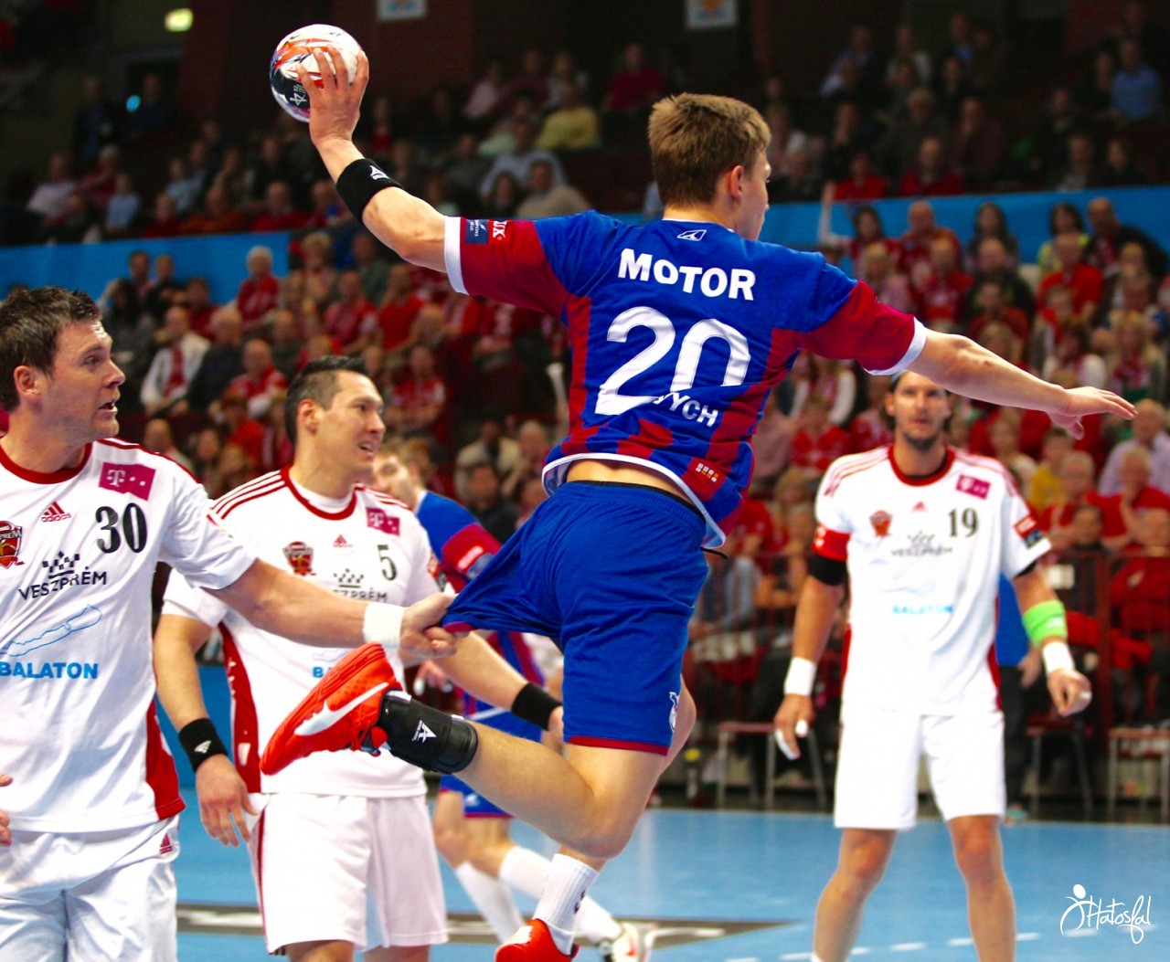 mvm-veszprem-motor-zaporozhye-3