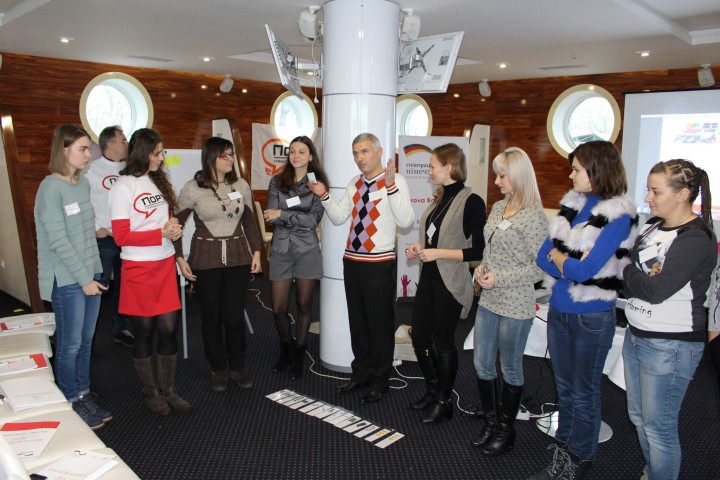 15224570_1176142292475060_191108891_o