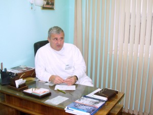 Запорожский хирург Сергей Кравченко: “Проводим уникальные лапароскопические операции через один разрез”
