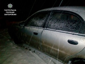 В Запорожье по ночам “чистят” автомобили