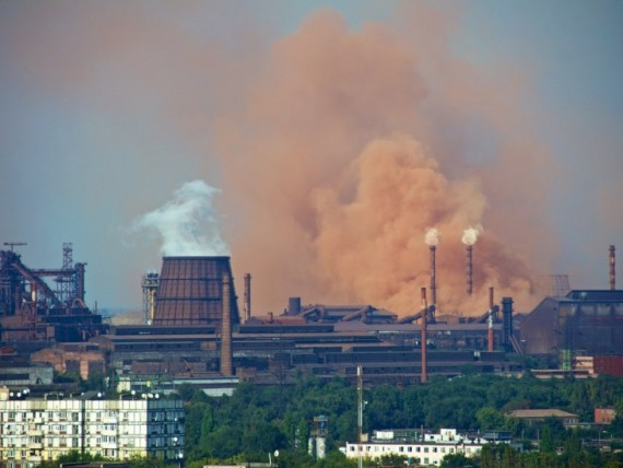 В Запорожье данные о вредных выбросах в атмосферу не публикуются — депутат Рябцев