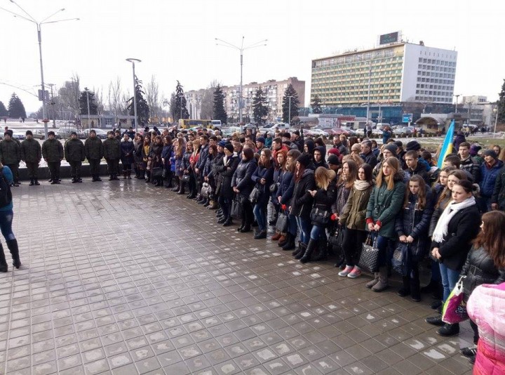 16839393_1328043680598871_1169635118_n