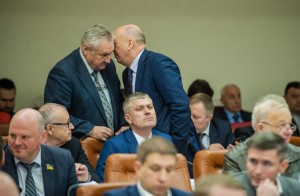 Игры с бюджетом: как запорожские чиновники делят деньги