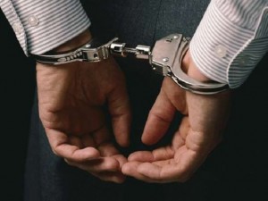 Коррупция процветает: в Запорожье задержали следователя полиции (ВИДЕО)