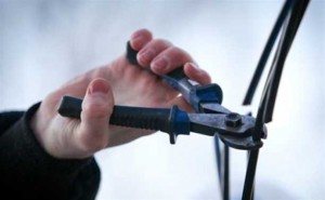 В Запорожье задержали воров телефонного кабеля