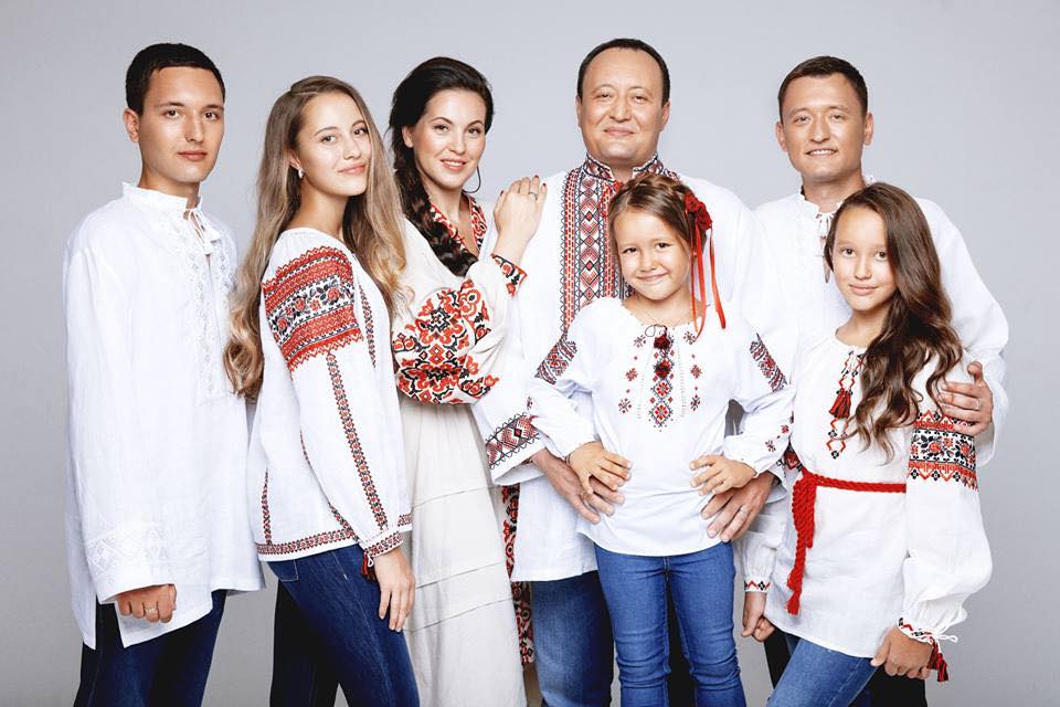 За кулисами деклараций: как живет губернатор Запорожской области Константин Брыль и его семья