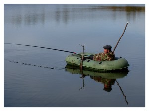 В Кирилловке перевернулась лодка с рыбаком