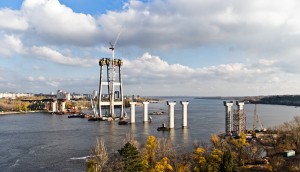 На строительство “вечных” мостов в Запорожье выделили еще несколько десятков миллионов