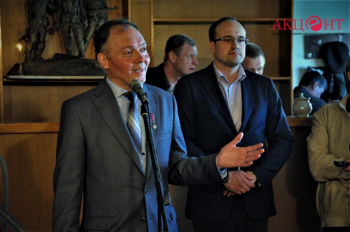 5902411278a33_DSC_0813