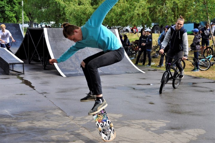 ????????????????????????????????????