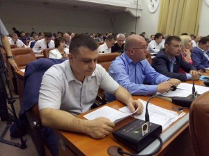 “Нужно торговать хлебом, а не землей”: в Запорожье депутаты выступили против продажи земли