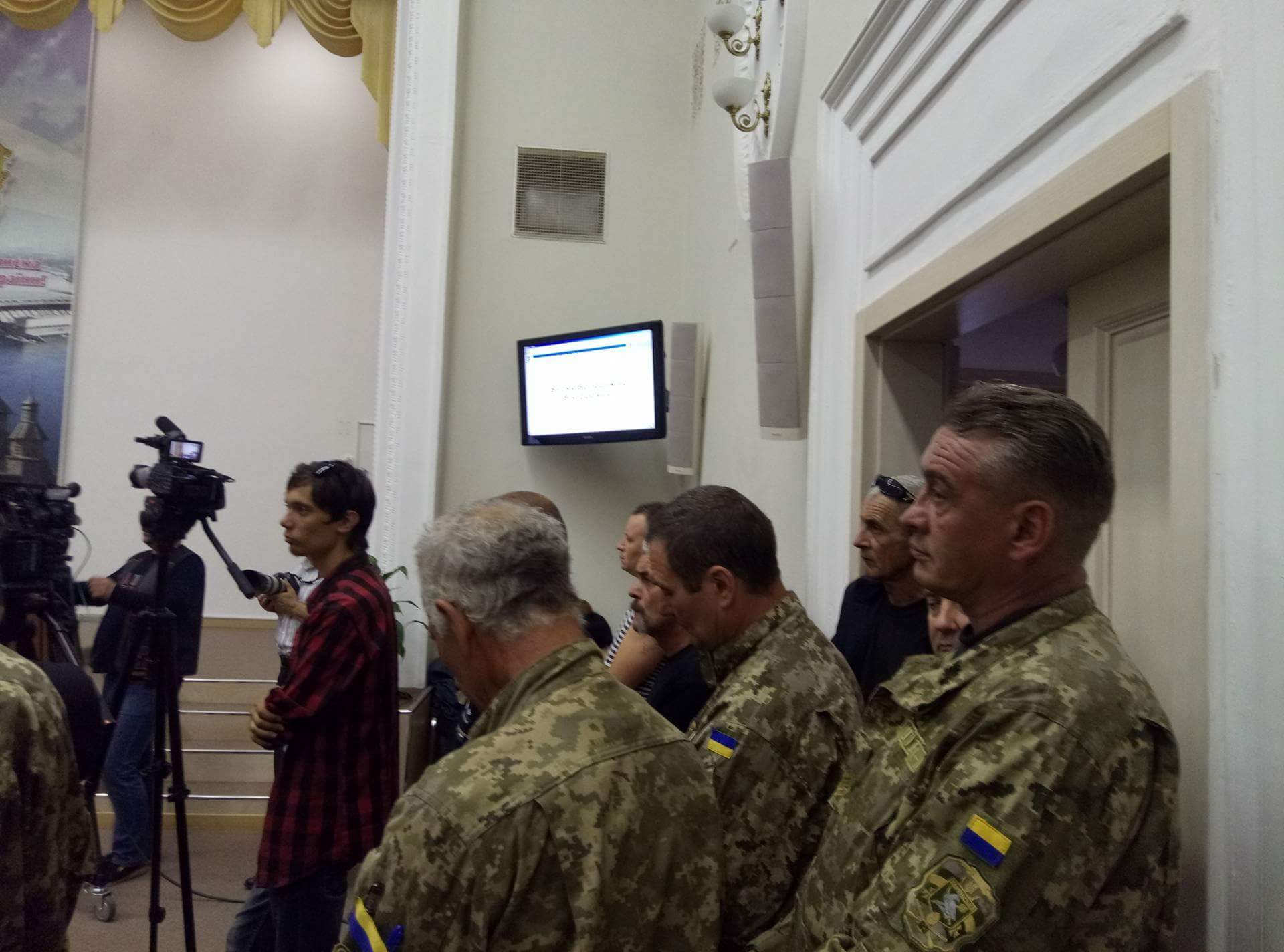 received_1429154440487794