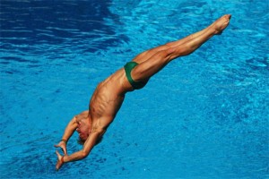 Запорожец получил золотую медаль на чемпионате Европы по прыжкам в воду