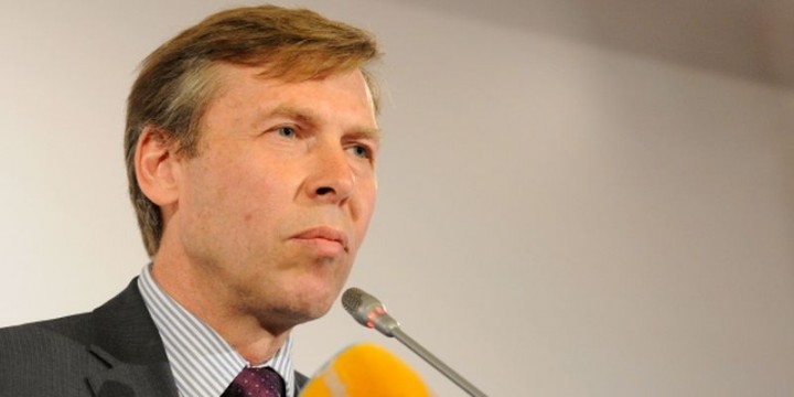 Serhii Sobolev, interim head of the parliamentary faction of the Batkivschyna Party, accuses the faction of the Communist Party of Ukraine of sabotaging the negotiations on the wording of the memo on the situation in the east of Ukraine