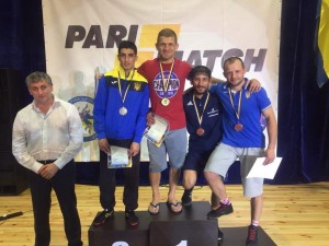 Запорожские борцы начинают подготовку к чемпионату мира