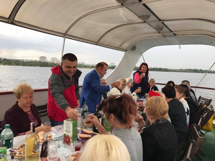 21297591_1274770419300014_612650272_o