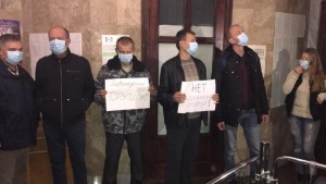 В Запорожье члены молодежного горсовета подрабатывают “титушками” – депутат