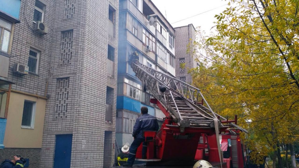В Запорожской области едва не погиб пенсионер во время пожара