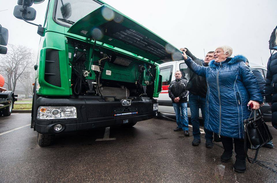 25395854_353223965149247_8573520413491679859_n