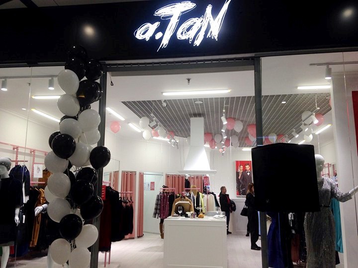 «a.TaN»: в Запорожье открылся магазин одежды одного из самых известных украинских дизайнеров