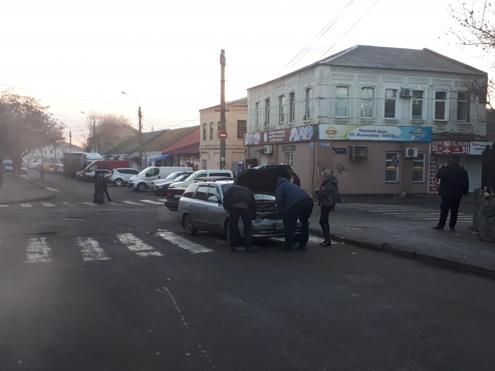 В Запорожской области столкнулись две легковушки, на месте ДТП осталась улика (ФОТО)