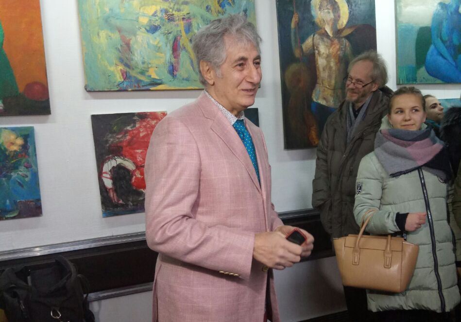 «Искусство должно жить вечно»: в Запорожье открыли выставку художника Гагика Кургиняна (ФОТОРЕПОРТАЖ)