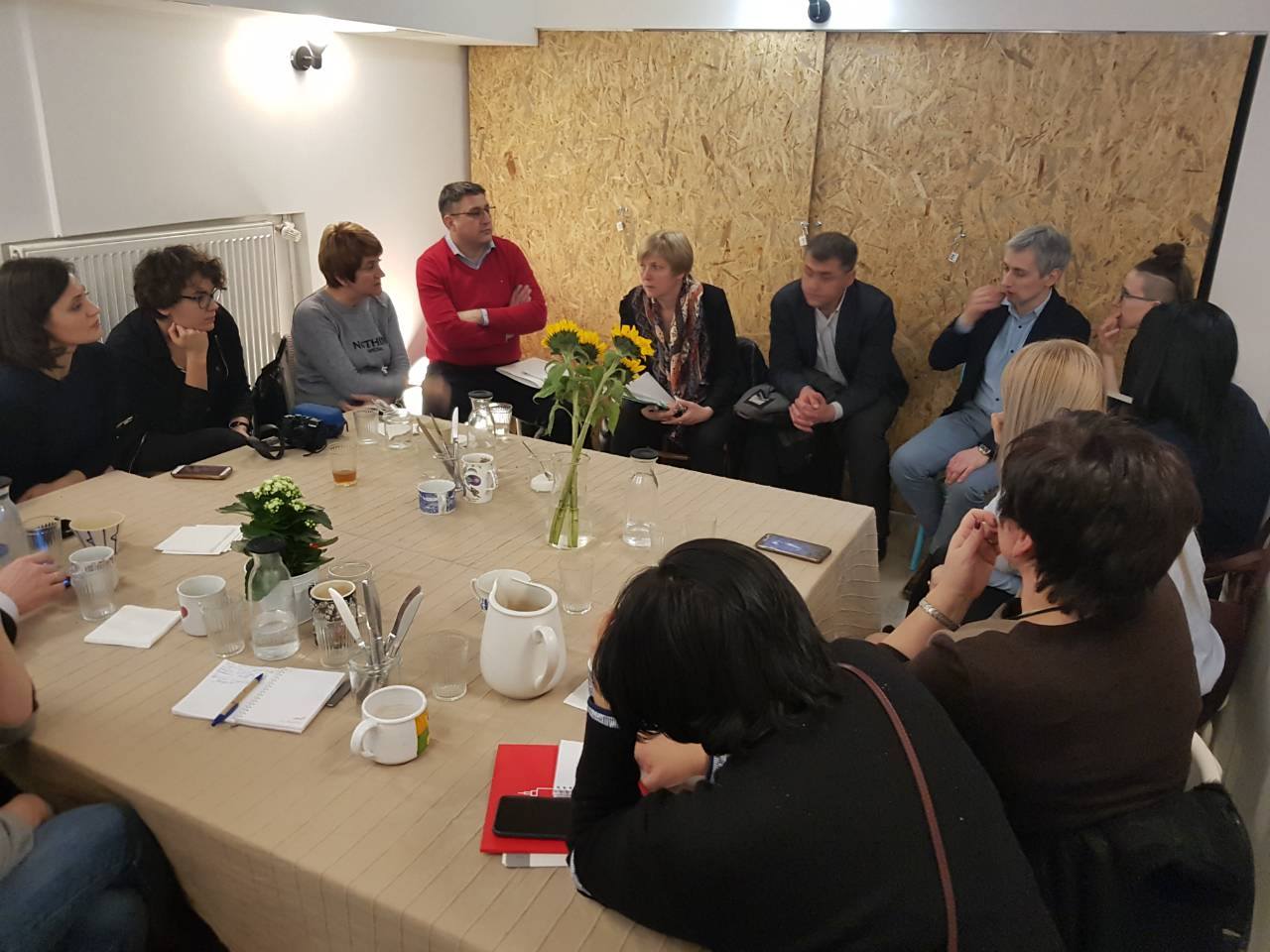 28755823_1746185378773969_312528790_o