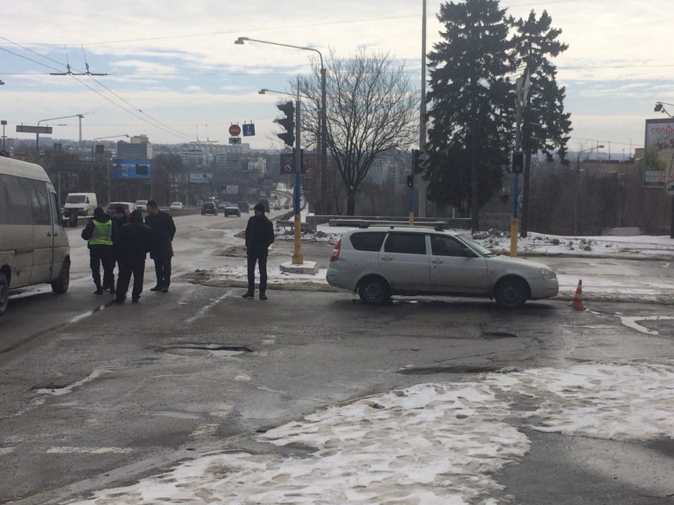 29134787_599277577072160_726311547_n