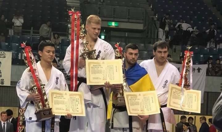 Запорожский каратист стал одним из лучших бойцов на престижном турнире в Японии (ФОТО)
