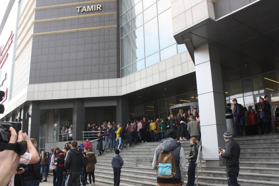 29573375_1920053011372314_2956902753465139107_n