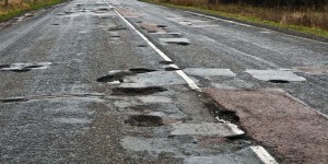 Стало известно какую часть “дороги жизни” Запорожье-Мариуполь смогут отремонтировать в 2018 году
