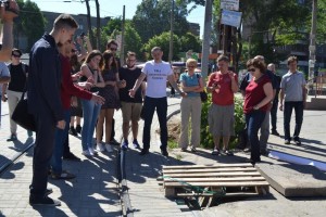 “Антикоррупционная экскурсия”: запорожцам показали, к чему приводит разворовывание бюджета (ФОТО, ВИДЕО)