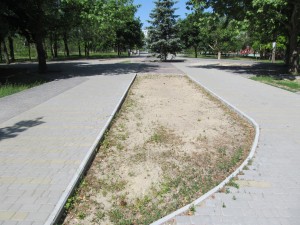 В Запорожье застыла реконструкция парка “Юбилейный” (ФОТОРЕПОРТАЖ)