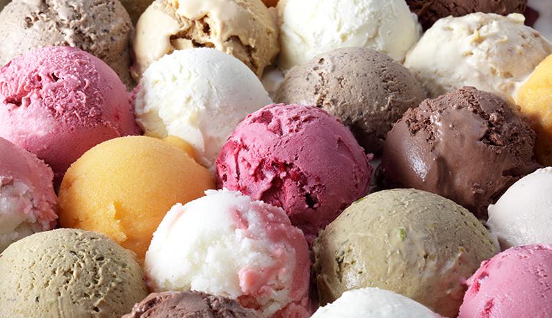 Бесплатное мороженое и развлечения: запорожцев зовут на праздник