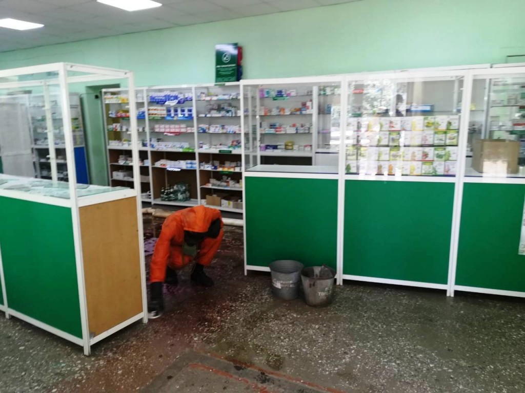 В запорожской аптеке разлилась ртуть: вызывали спасателей (ФОТО)