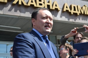 “Тайное проникновение и шпионаж”: как Брыль отреагировал на конфликт с запорожским журналистом