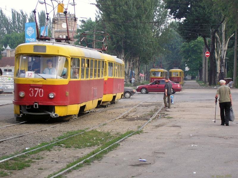 В Запорожье на неделю закроют два трамвайных маршрута