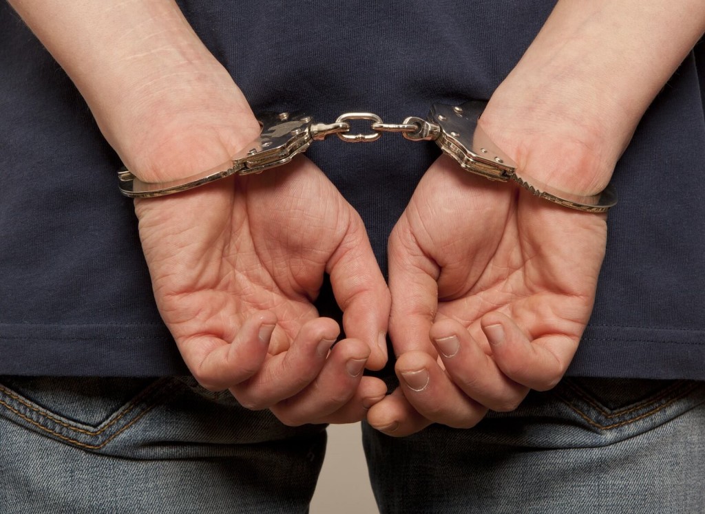 В Запорожье мужчина пытался дать взятку полиции, чтобы избежать ответсвенности (ФОТО)