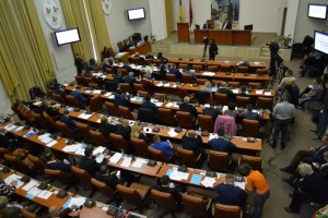 Тихо, мирно, без митингов: как проходит 32-я сессия Запорожского горсовета (ФОТОРЕПОРТАЖ)