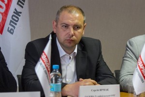 В Запорожской области мэр от “БПП” выступил против исполнения гимна на сессии горсовета (ФОТО)