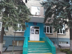 Совещание на перемене, нарушения штатного расписания, вызов полиции: что происходит в 77-й школе Запорожья (ВИДЕО)