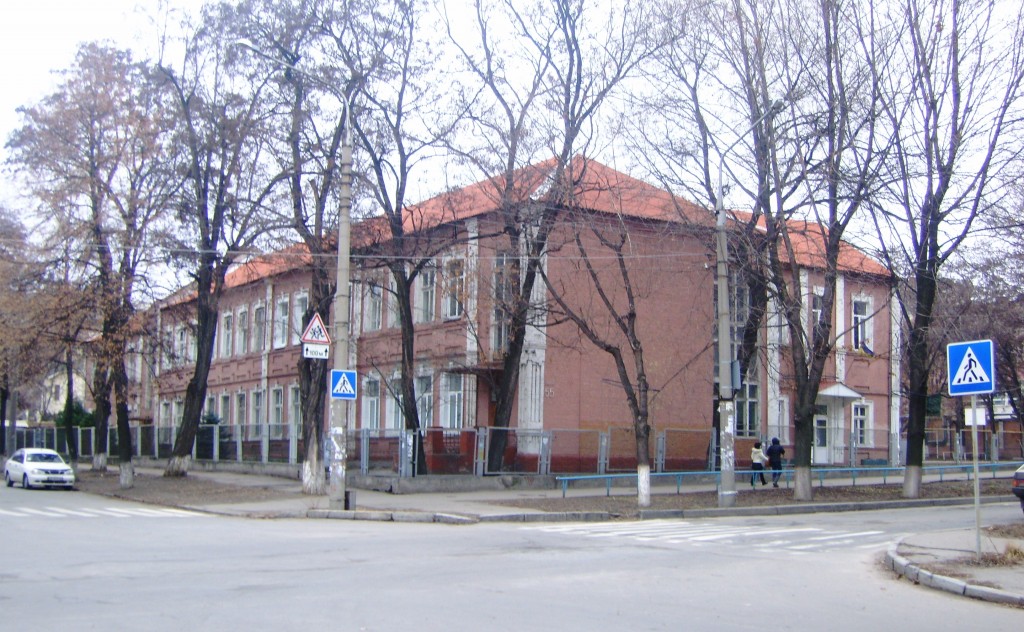 В Запорожье на месте старой школы построят новую (ФОТО)