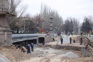 В Запорожье возникли сложности при реконструкции моста, соединяющего два района (ФОТО)