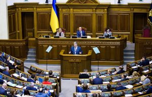 Військовий стан: що не так в рішенні депутатів Верховної Ради та президента, – думка