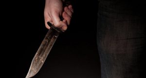 В спальном районе Запорожья в порыве гнева подрезали 24-летнего парня (ФОТО)