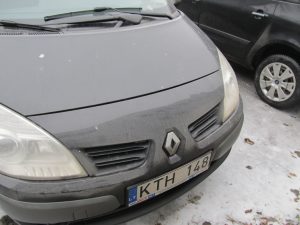 “Евробляхи” выводят из тени: в Запорожье растаможили первые три автомобиля (ФОТО)
