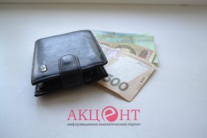 В Запорожской области средняя зарплата достигла почти 10 тысяч